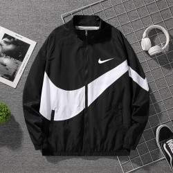 886896 Nike Jacket